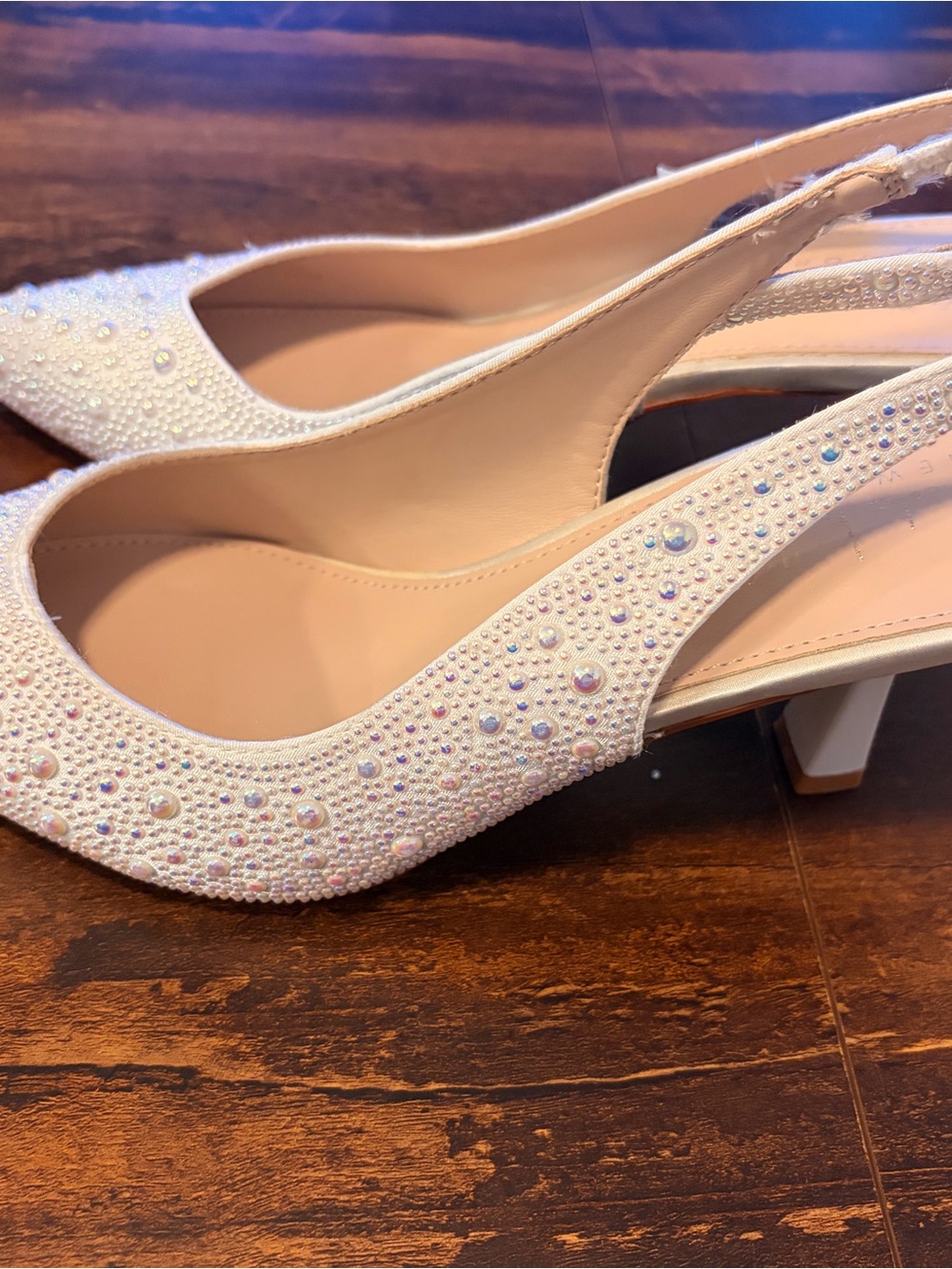 NWT Nicole Miller Pearl Rhinestone Slingback Bridal Heels 8.5 - Picture 4 of 7